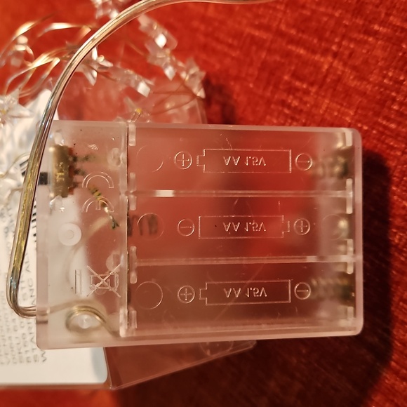 Free People Starry String Lights Mini White 7' Copper Wire With 3 Batteries NWT - Picture 9 of 16